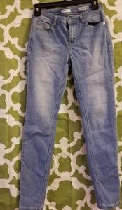 Like new Kensie mid-rise ankle jeans